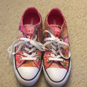 Converse all star pink flower low tops